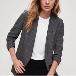 Aritzia Babaton Power Hip Blazer